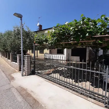 Guest house Norma 3 Novigrad (Istria)